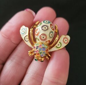 Joan Rivers Evil Eye Bee